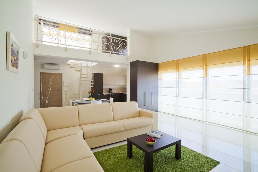 Villas Almar Soline  Phòng bức ảnh