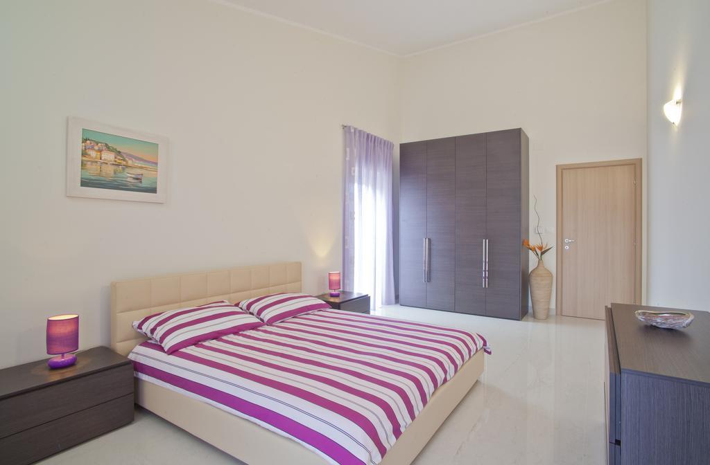 Villas Almar Soline  Phòng bức ảnh